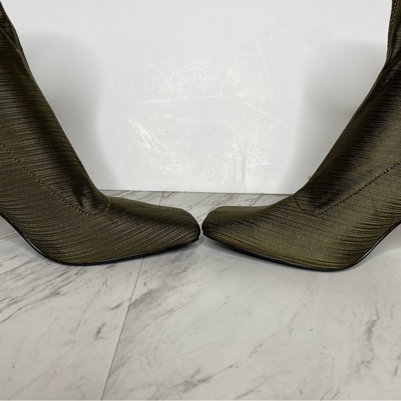 New! Topshop Tia Green Square Toe Heeled Sock Bootie 8 - Picture 6 of 14